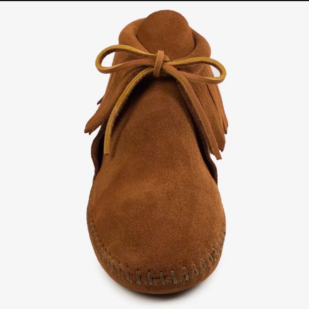 Minnetonka Women's Tan Suede Moccasins - Picture 3 of 3